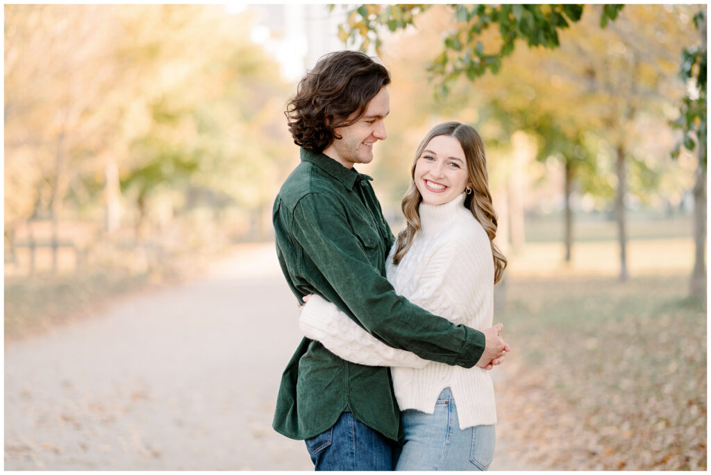 Chicago Engagement Photos in the Fall