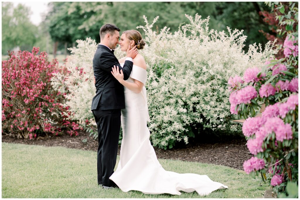 spring wedding at morris park country club south bend in, south bend wedding photographer 