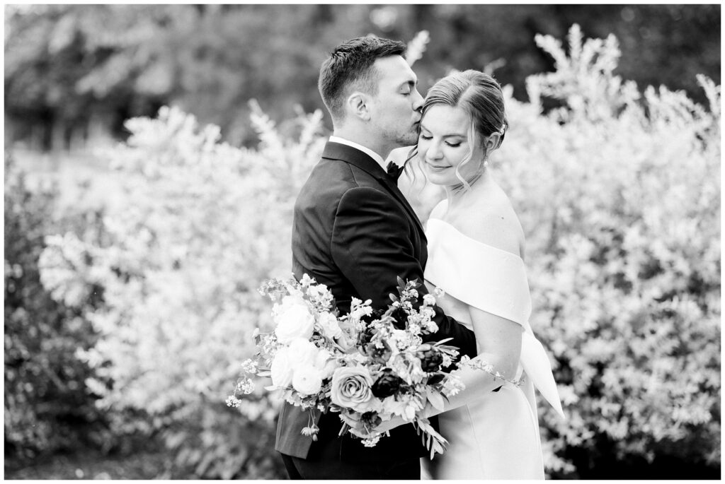 south bend wedding photographer, spring wedding at morris park country club south bend in