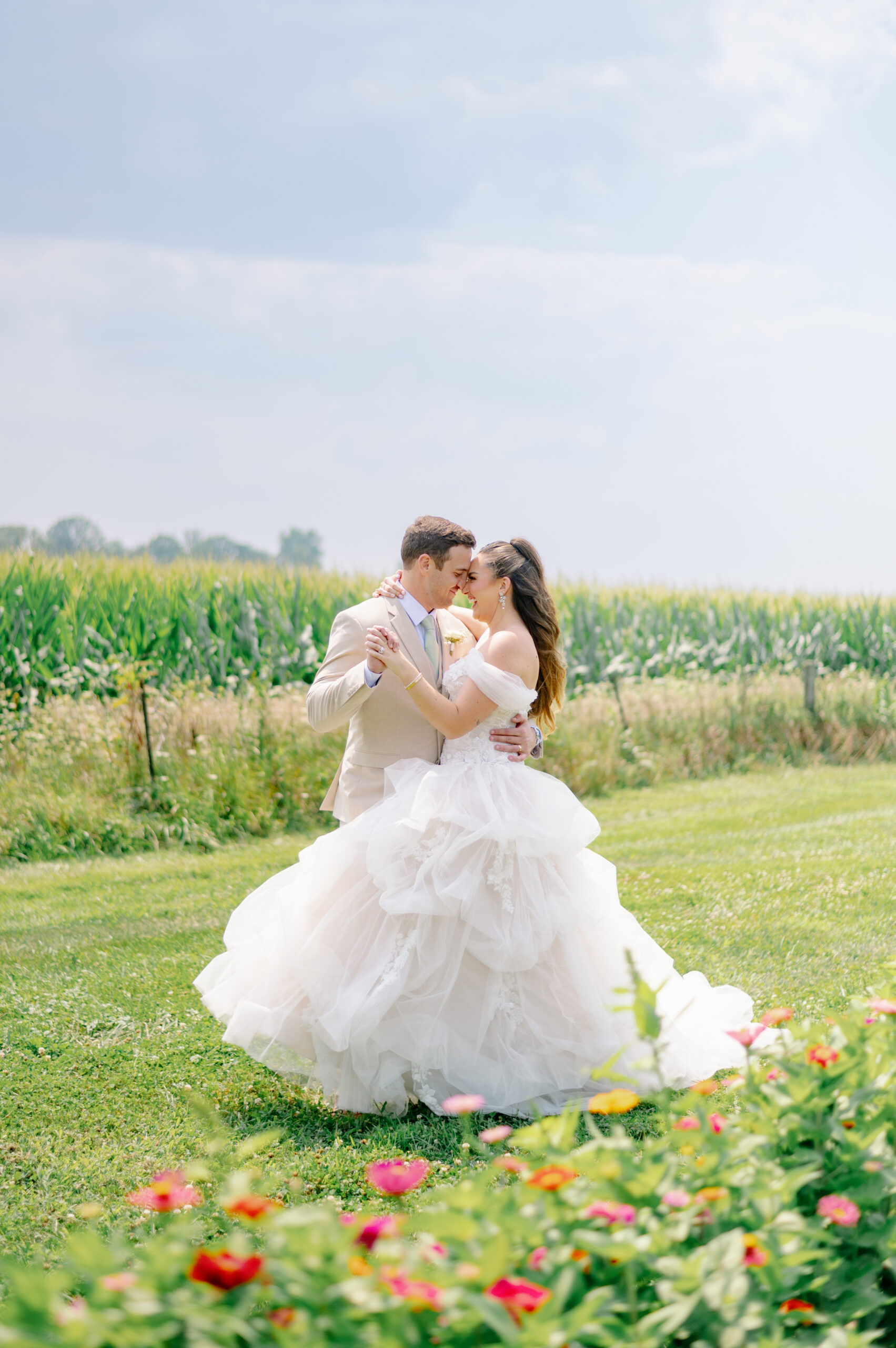 Bride and Groom in the gardens at The Sixpence
